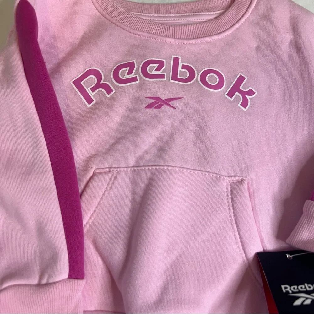 Reebok 2 Piece Performance Fleece Sweatshirt & Jogger Sweatpants Set in Pink‎